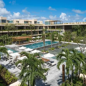 Mistiq Apartahotel